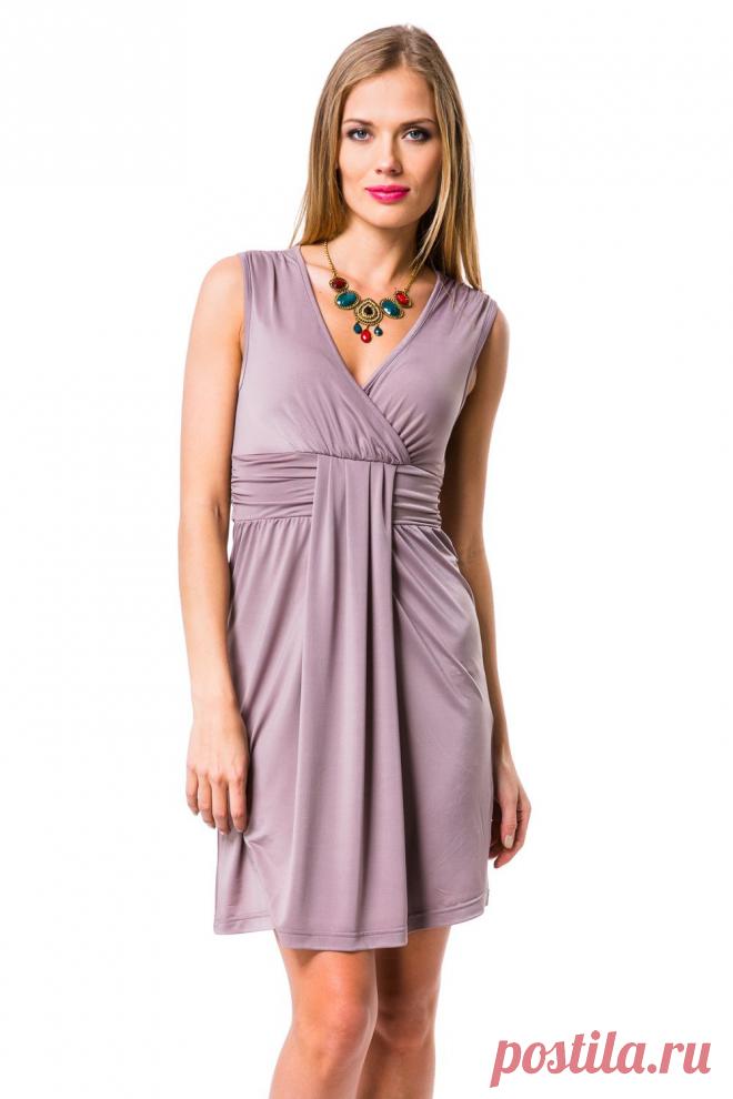 Платье №18607, 1080 руб. Восхитительное платье приталенного покроя без рукавов. V-образный глубокой вырез- декольте.