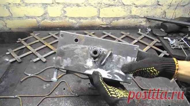 Приспособа для изготовления декоративных элементов из металла Для изготовления декоративных элементов из металла автор решил сделать своими руками приспособление-кондуктор «2 в 1».При помощи одного такого