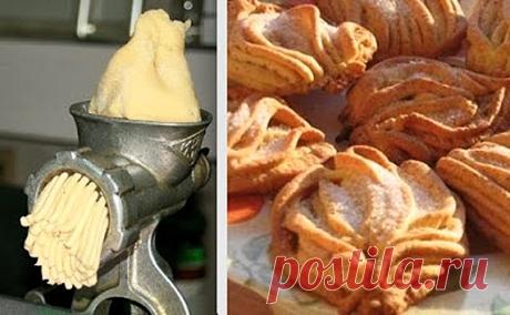 Самое лучшее в мире печенье Ингредиенты: 1 ст. сахара 3 яйца 0,5 ч.л. соды уксус или лимонный...