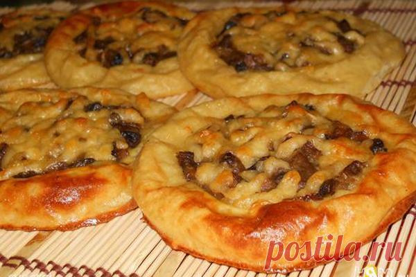 Картофельные ватрушки с курицей.