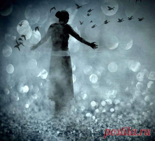 От нас не уходят, от нас отстают У каждого своя высота полёта.Воробьи летают с воробьихами, голуби — с голубями, лебеди — с лебедями, орлы — с орлами.