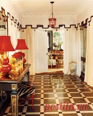 Entrance Hall Design | AD DesignFile - Home Decorating Photos | Architectural Digest