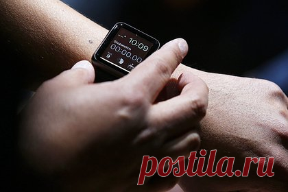 Первые Apple Watch признали устаревшими