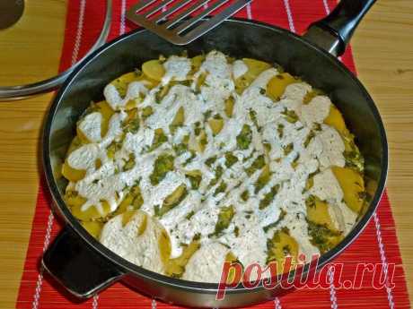 Картофельная запеканка на сковороде рецепт с фото - 1000.menu