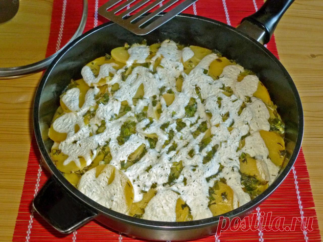 Картофельная запеканка на сковороде рецепт с фото - 1000.menu