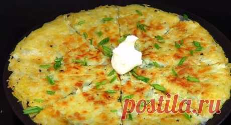 Картофельная Лепёшка Рецепт с Луком и Яйцом Картофельная лепёшка на сковороде: рецепт с луком и яйцом. Это отличный рецепт, который можно быстро приготовить на завтрак.
