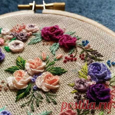 Направление в вышивке &quot;Brazilian Embroidery&quot;: чудеса с помощью ниточки и иголочки! | Вышивка is Love | Яндекс Дзен