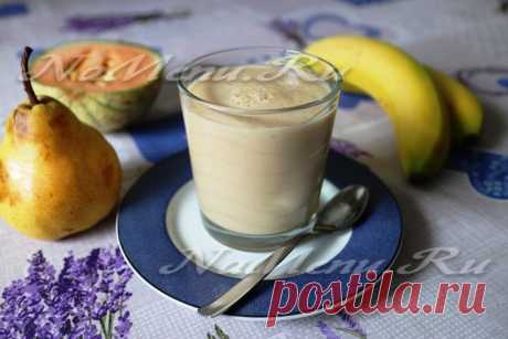 Йогуртовый смузи с овсянкой и фруктами, рецепт