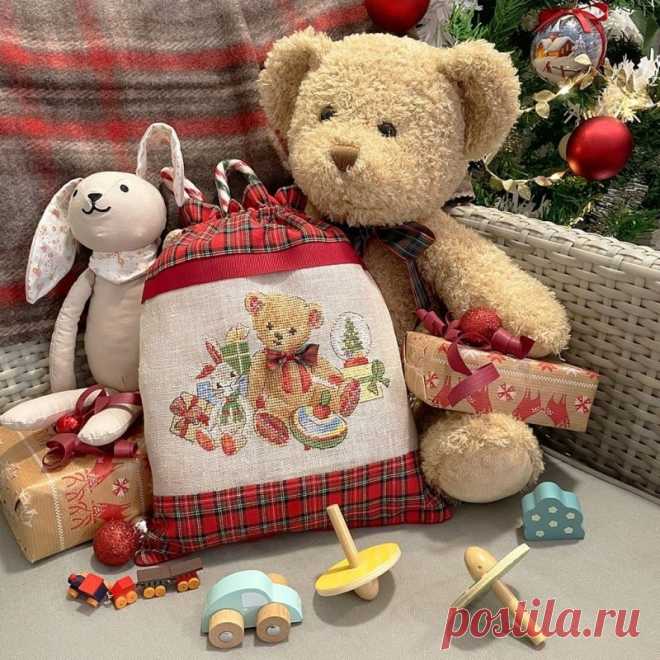Вышивка крестом Сумочка с плюшевым мишкой