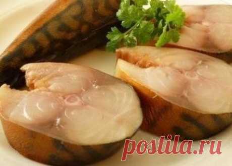 Соленая скумбрия в чайном рассоле - это очень вкусно - Простые рецепты Овкусе.ру