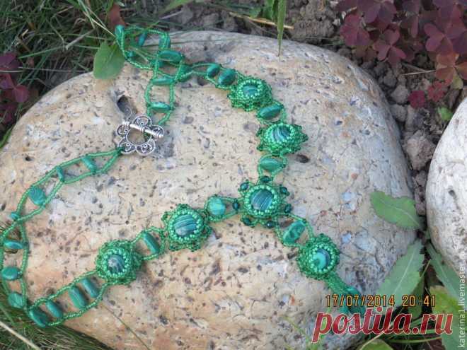 Колье. Комплект  "Пистимея" .