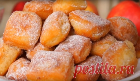Ароматные подушечки к чаю: вкус из детства на скорую руку Вкуснейшие воздушные подушечки  к чаю никого не оставят равнодушными. Несмотря на то, что готовятся они в большом количестве масла, получаются совсем не жирными. Лучше всего подавать их с каким-нибудь топпингом: например, со сгущенкой или шоколадом.
