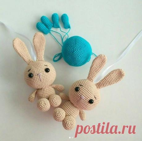 Маленькие зайчата