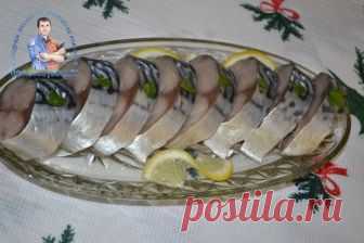 Засолка скумбрии сухим способом. Очень вкусная малосольная скумбрия целиком  Как засолить скумбрию сухим способом. Очень вкусная малосольная скумбрия. Как просто и быстро засолить целую скумбрию в пакете сухим способом.