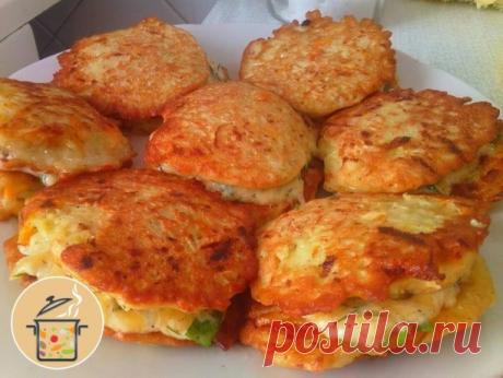 Оладьи из кабачков с сыром и чесноком