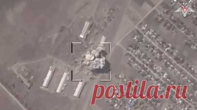 ВС России уничтожили авиабомбой ФАБ-3000 склад боеприпасов ВСУ в ДНР. Вооружённые силы России уничтожили авиационной бомбой ФАБ-3000 склад боеприпасов ВСУ в районе Разлива в Донецкой Народной Республике. Читать далее