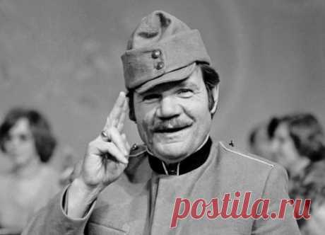 Ироничная жизнь и игра Михаила Пуговкина / Назад в СССР / Back in USSR