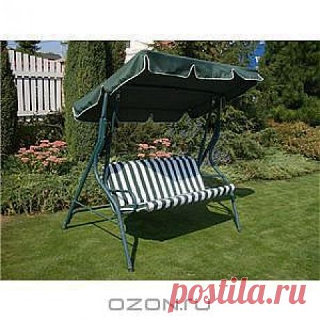 Качели садовые
Садовые качели – место, где можно с комфортом отдохнуть, расслабиться, заняться чтением или созерцанием окружающего пейзажа.
Сама конструкция устойчива и выдержит значительный вес, не подвергаясь деформации, что достигается благодаря повышенной толщине несущих труб.
Мягкие подушки комфортны для сидения, верхний тент защитит от ярких солнечных лучей или теплого летнего дождика.
Комплектация: садовые качели имеют металлический каркас, 2 матраца в виде удобных, мягких подушек
