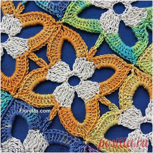 Цветочный мотив