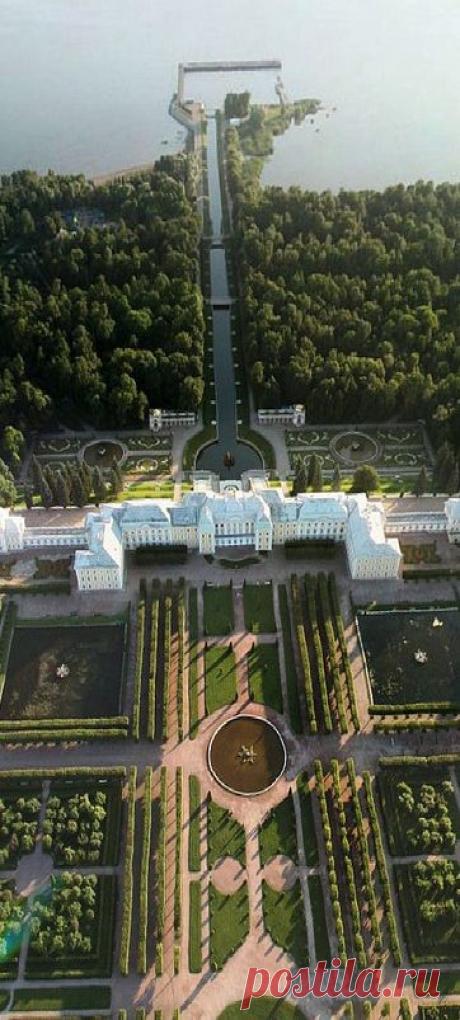 Royal Palace and park in Petergof, St.Petersburg, Russia | Pinterest • Всемирный каталог идей