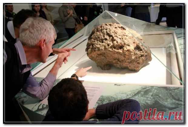 Сколько стоит челябинский метеорит?.