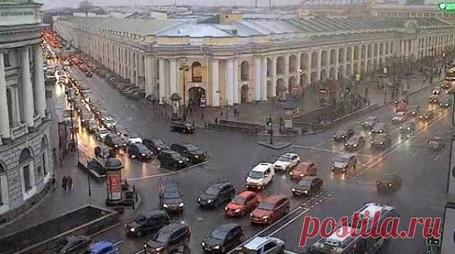 Пересечение Невского проспекта и Садовой улицы веб камера онлайн