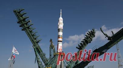 Поисково‑спасательная служба встретила приземлившихся в Казахстане космонавтов. Поисково‑спасательная служба встретила приземлившихся в Казахстане космонавтов Читать далее