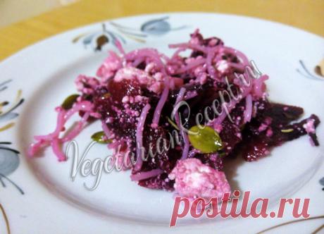 Салат с фунчозой, свеклой и творогом - рецепт с фото Полезный салат из свеклы, творога и фунчозы. Быстрый и простой рецепт.