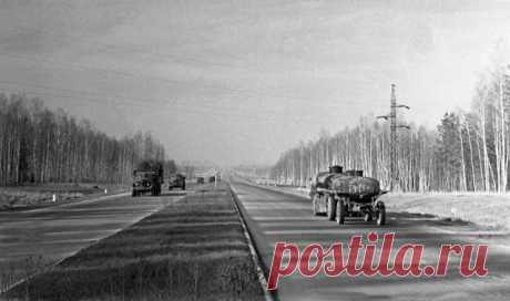 20vek.com: 1962. Москва. Движение по МКАДу