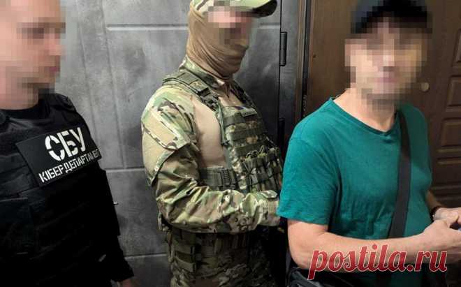 СБУ заявила о предотвращении попытки госпереворота на Украине. Оперативники Службы безопасности Украины (СБУ) задержали группу «общественных активистов» и провокаторов, готовивших беспорядки в Киеве, которые должны были привести к госперевороту, говорится в сообщении СБУ в телеграм-канале.