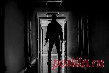 Мужчине пришлось заклеить пенис после нападения злоумышленника с ножом