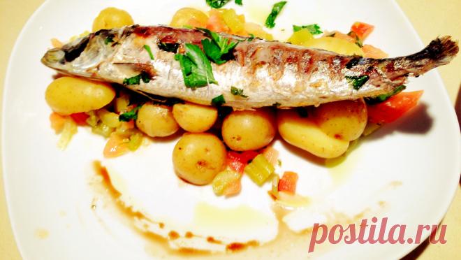 Кулинарные рецепты для правильной работы мозга. Сардины на гриле с томатами, рукколой и сыром пекорино