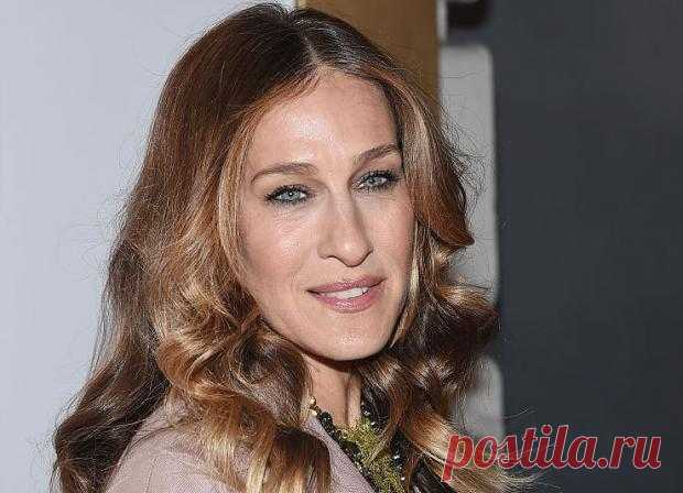 Руки выдают возраст Сары Джессики Паркер но актриса все еще восхищает молодостью