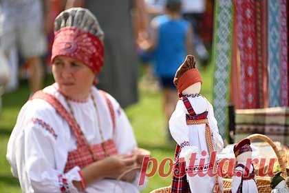 Фестиваль против отмены российской истории и культуры пройдет в Пскове. В Псковской области состоится фестиваль отмены российской истории и культуры «На том стоим». Мероприятие будет проходить с 18 по 22 ноября в ряде городов региона — Опочке, Острове, Порхове, Печорах. Отмечается, что на мероприятие приедут деятели культуры, историки и общественные деятели из разных стран.
