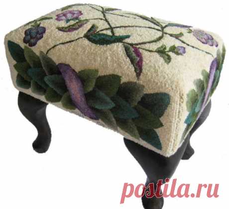 (25) Queen Vines design by Kim Nixon hooked by Peggy Hannum | Pillows, chair pads and foot stools in wool