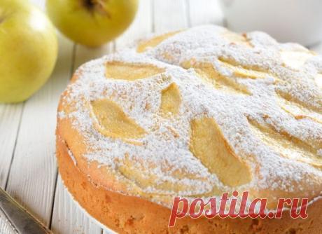 Шарлотка с яблоками: рецепт на скорую руку - rastimul.com.ua