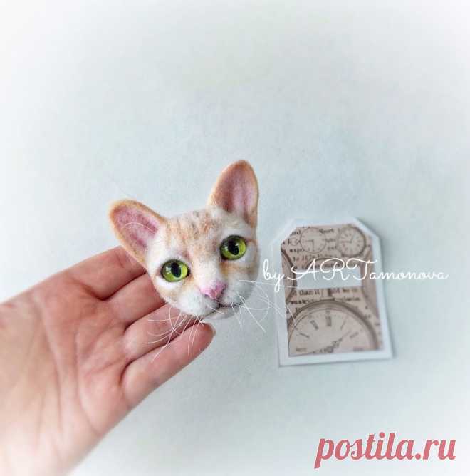 Купить Котоброшь - Корниш рекс, кошка брошь, брошь, брошь ручной работы, котоброшь