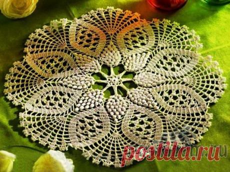 Эффектная салфетка крючком