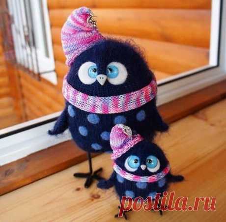 Бабушка вяжет