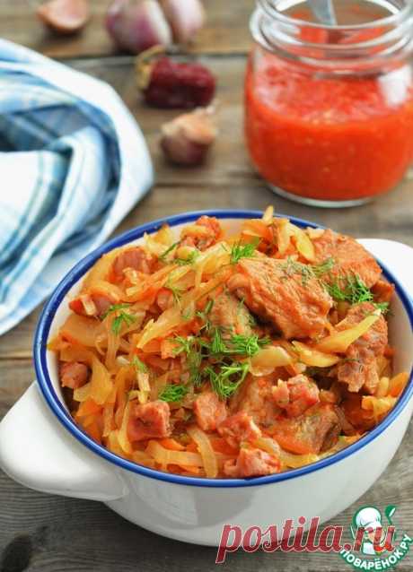 Тушеная капуста со свининой и ветчиной – кулинарный рецепт