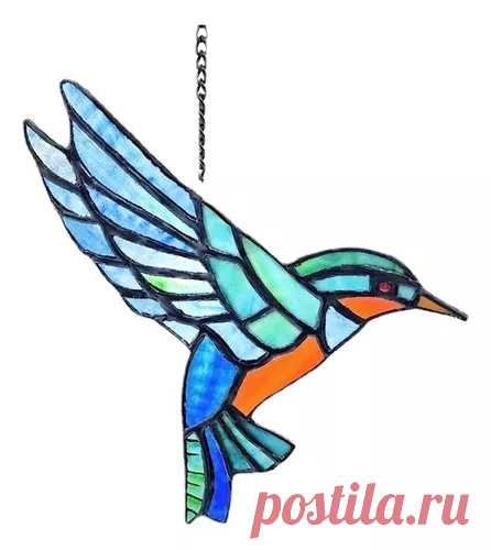 Atrapasoles Para Colgar En Vitrales, Pájaros, Vivos, Reales - $ 248.49 PÁJAROS BRILLANTES: La luz del día deambula, lo que permite que tu mente deambule suavemente entre los tonos danzantes de un adorno con forma de pájaro de Stained Serenity. Hecho a mano con acrílico teñido auténtico para regalos con temática de pájaros o decoración de pájaros. Para todo tipo de clima, el atrapasoles de ventana listo para colgar viene con una cadena adjunta y un gancho con ventosa si qui...