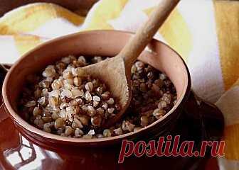 Гречка в горшочке, рецепт приготовления с фото - Сельский Бутик Запеченная гречка в горшочке похожа на настоящую старинную кашу, приготовленную в русской печи.