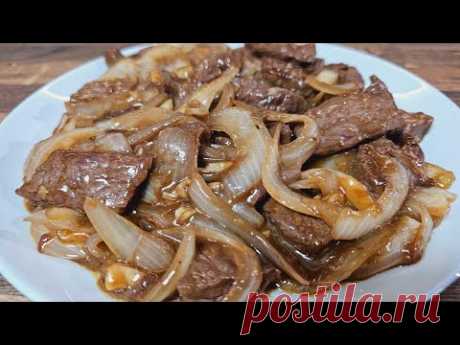 Rindfleisch nach mongolischem Rezept! Super zartes und schnelles Rindfleischrezept mit Zwiebeln!
