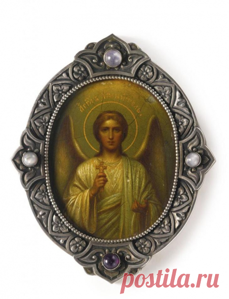 Канон покаянный к ангелу-хранителю. 
Кому мы молимся? Первый ответ, который приходит в голову - Богу. Правильно, Господу нашему Иисусу Христу. А еще кому? Богородице, верно. А еще? Святым, наверное. Не наверное - точно. Мы молимся святы…