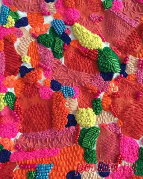 liz payne on Instagram: “A kaleidoscope of colour, my work 'Chaos' is a clash of paint further embellished by a variety of wool, thread, beads and sequins all…”