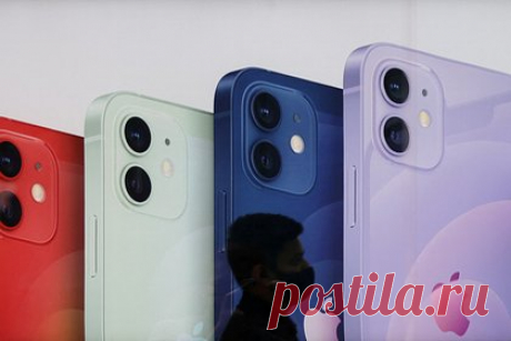 Apple возглавила рынок премиальных смартфонов. Компания Apple занимает 75 процентов на рынке премиальных смартфонов в 2022 году. В 2021 году американская компания также занимала главенствующие позиции с 71 процентом рынка. В материале говорится, что сегмент премиум-класса вырос на 1 процент в годовом исчислении. На второй позиции оказалась компания Samsung.