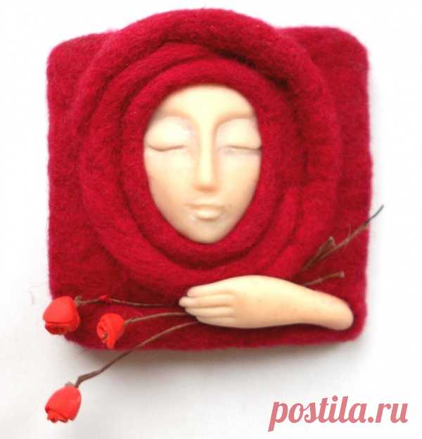 Брошь "Душа розы"