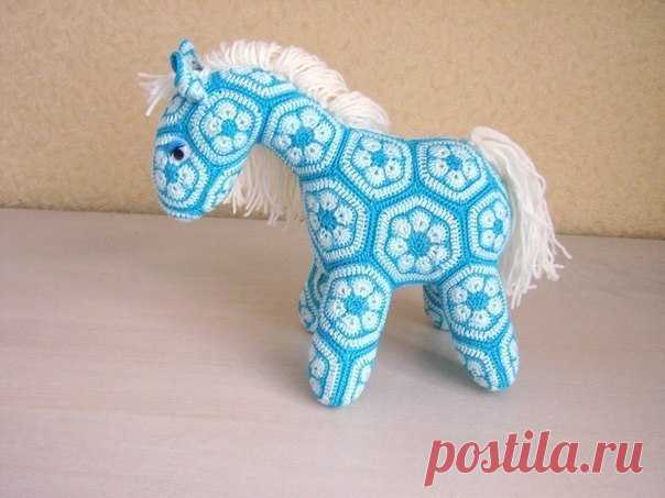 Игрушки из мотивов Африканский цветок.