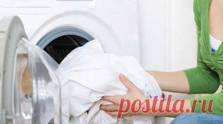 Стирка сахаром: раствори в воде 1 ложку и удивись результату Успеваю постирать, погладить и на окно повесить в течение нескольких часов