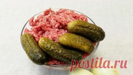 Просто добавьте огурцы прямо в фарш и получите самые сочные котлеты